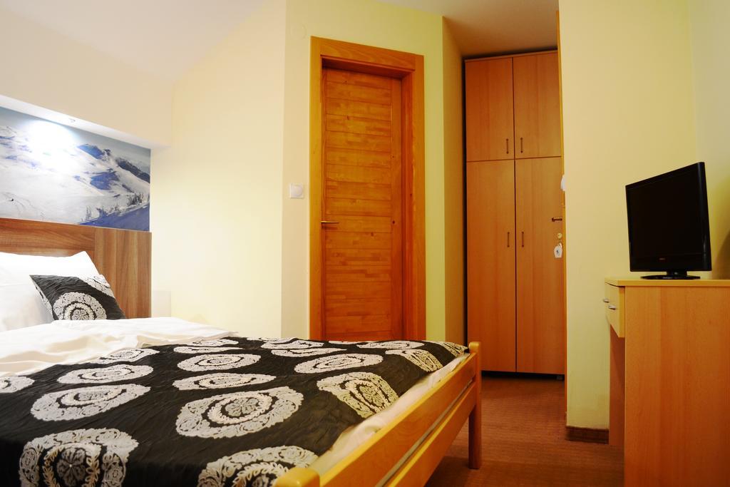 Guesthouse Lucic Яхорина Экстерьер фото
